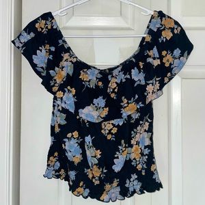 American Eagle Top Size Medium